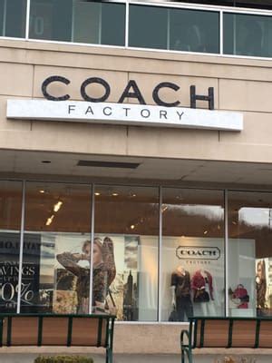 coach outlet store lancaster pa.